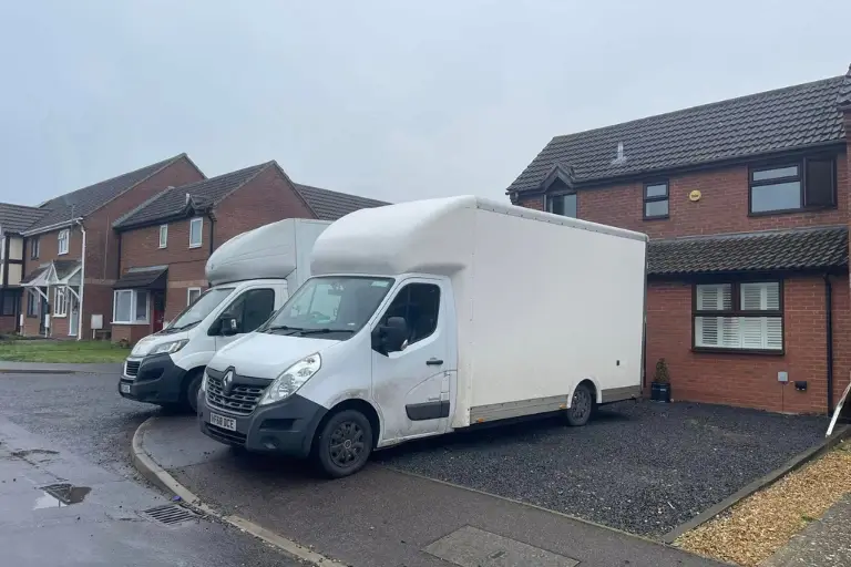 Why Choose Nikos Removals for Your Flat or Apartment Move